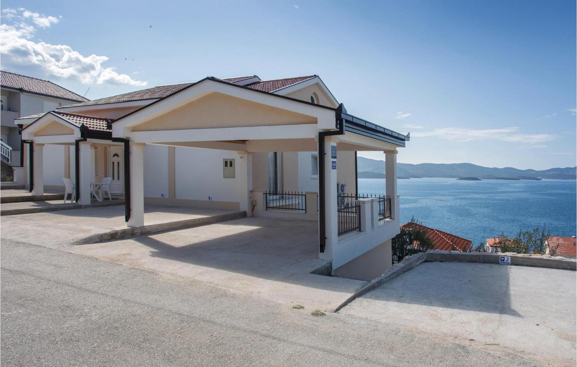 Lovely Apartment In Komarna With House Sea View Klek Dış mekan fotoğraf