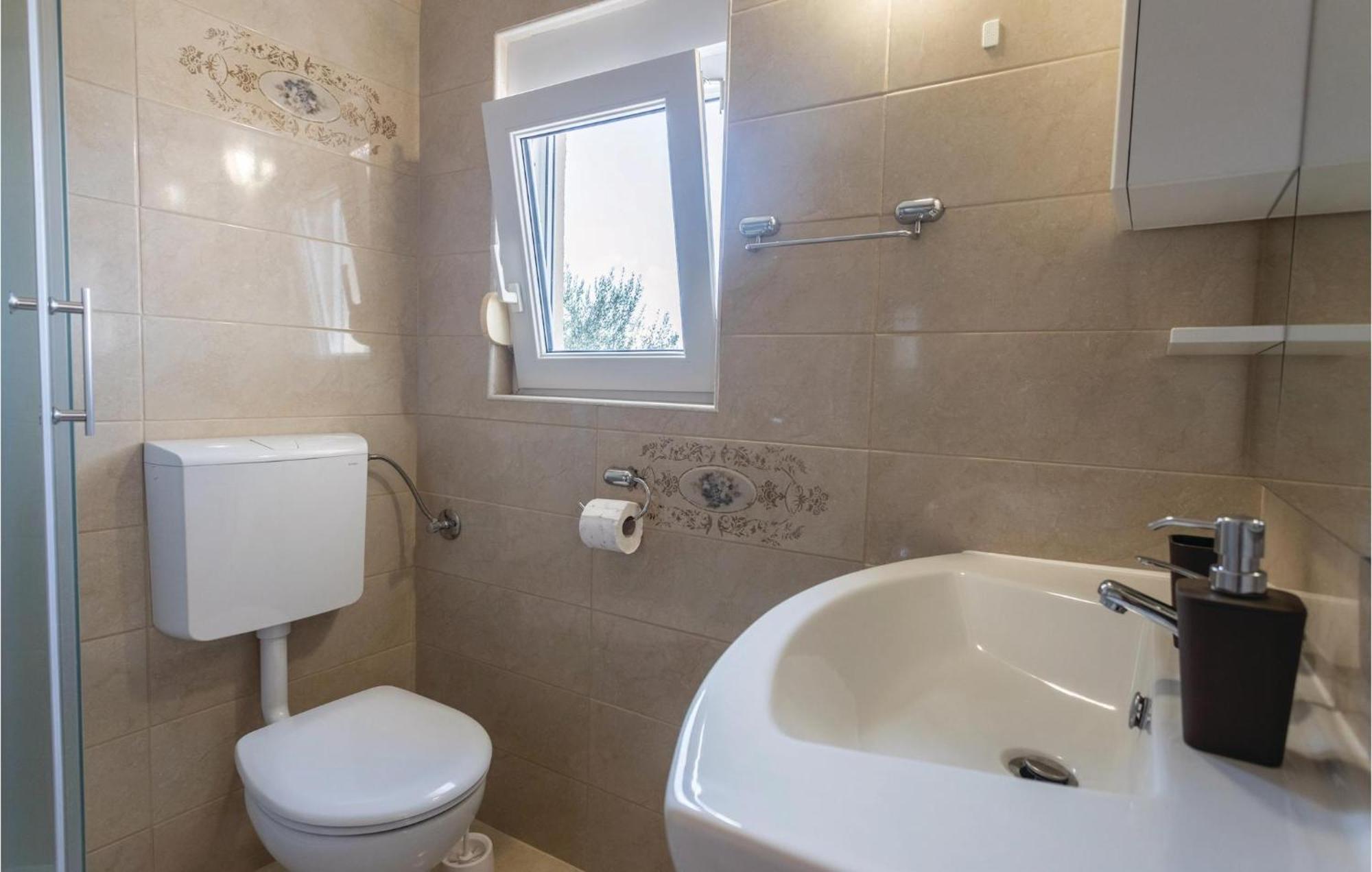 Lovely Apartment In Komarna With House Sea View Klek Dış mekan fotoğraf