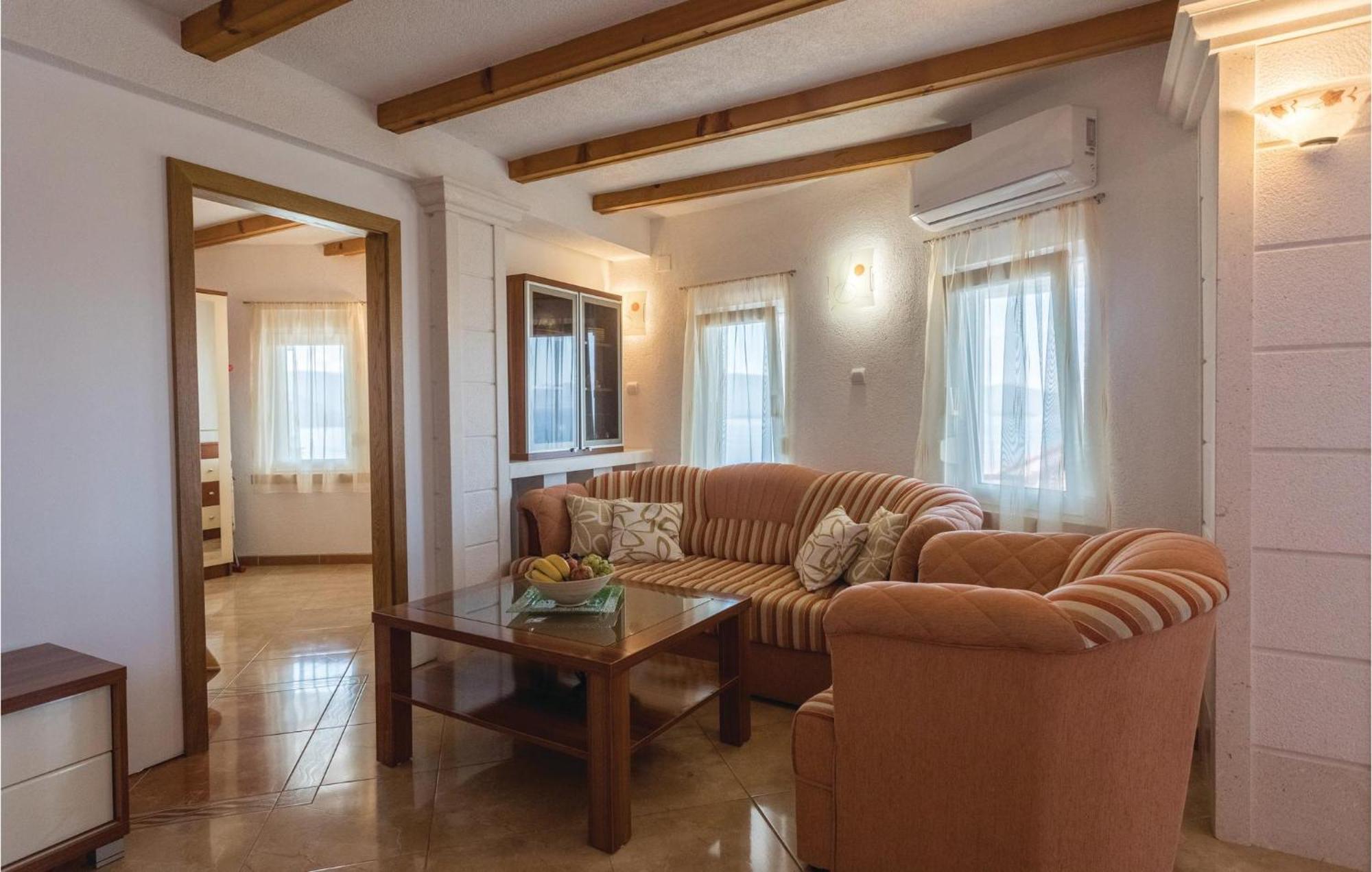Lovely Apartment In Komarna With House Sea View Klek Dış mekan fotoğraf