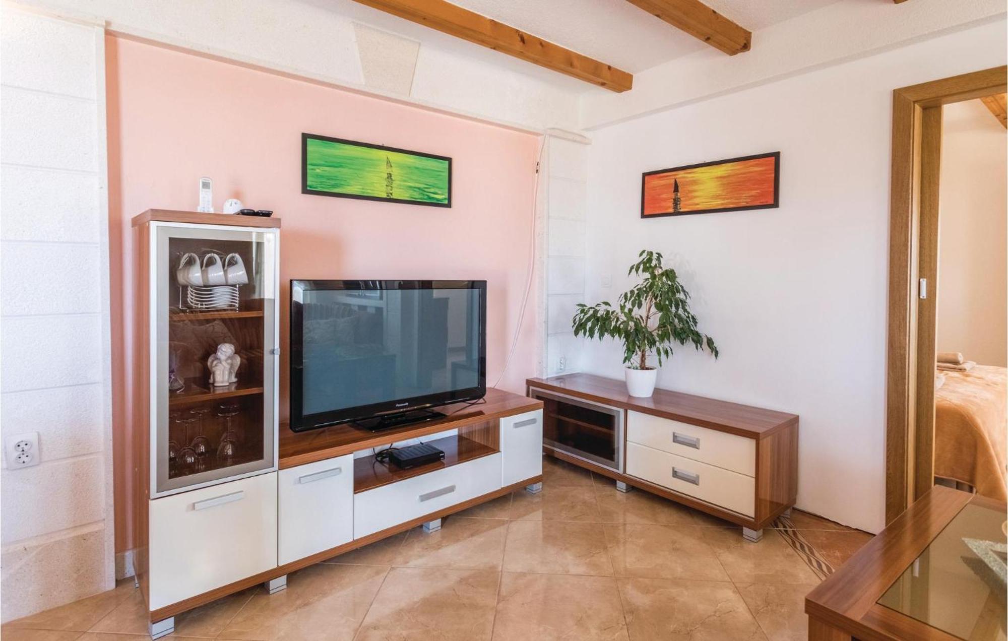 Lovely Apartment In Komarna With House Sea View Klek Dış mekan fotoğraf